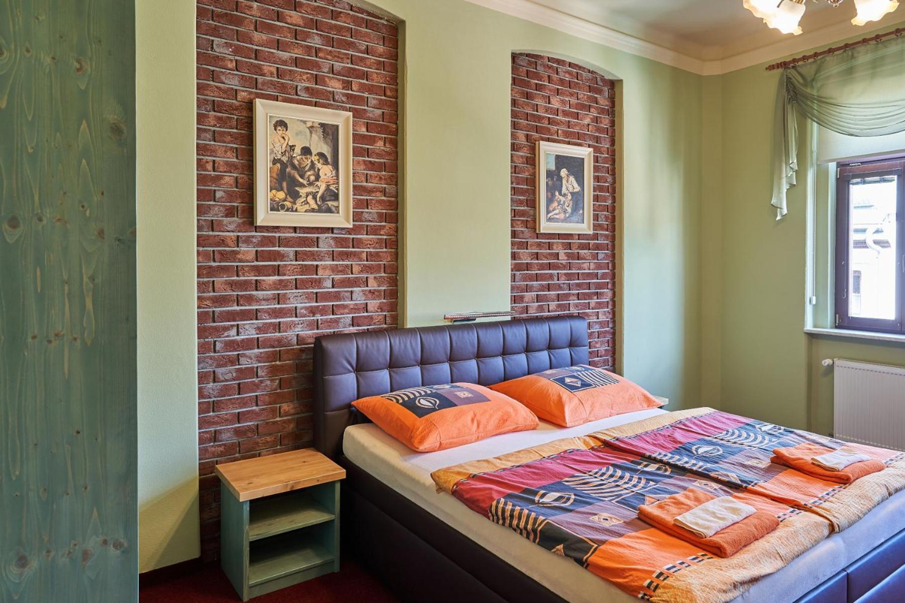 Pension Ulrika - Ubytovani Pod Hradem Loket Exterior foto